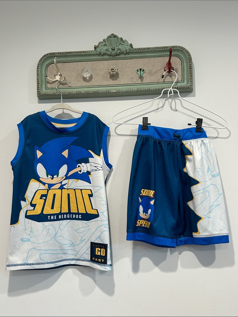 Sonic the Hedgehog Boys' Blue & White Tank Top and Shorts Set size 7/8 kids blue